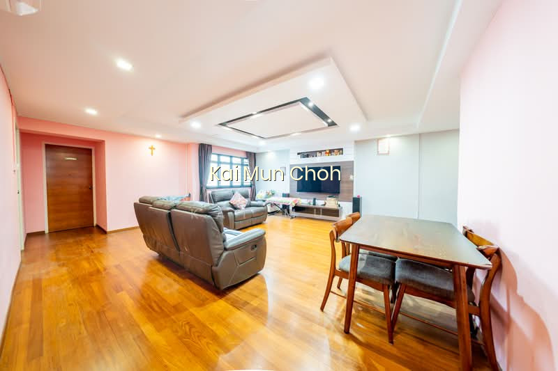 254 COMPASSVALE ROAD photo 2