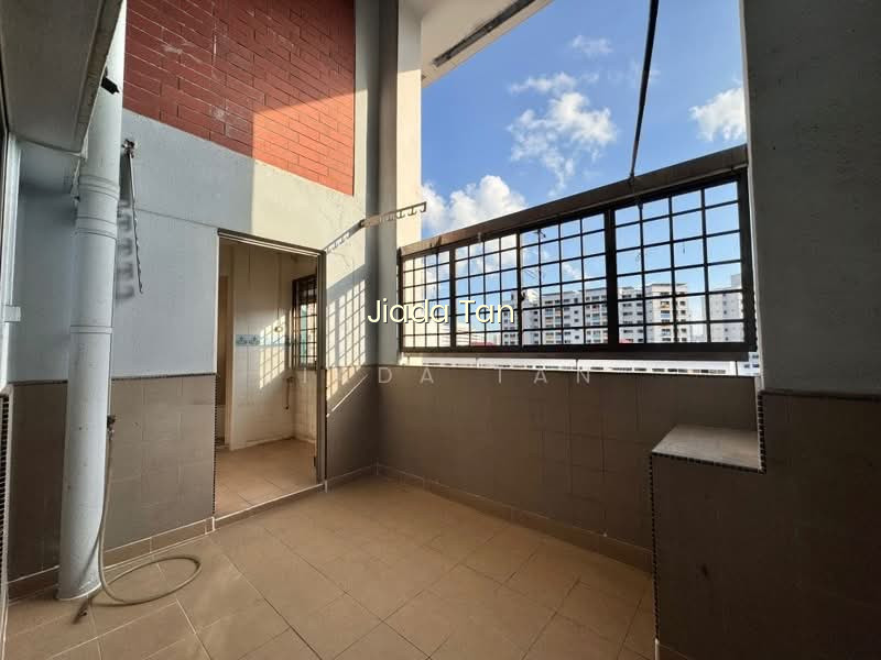 714 JURONG WEST STREET 71 photo 2