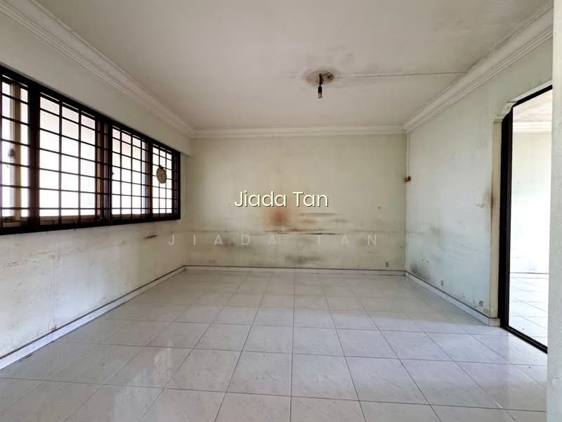 714 JURONG WEST STREET 71 photo 3