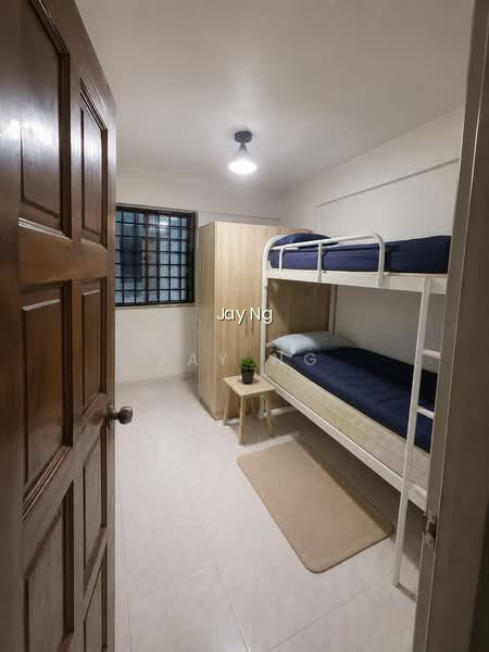 481 JURONG WEST STREET 41 photo 3