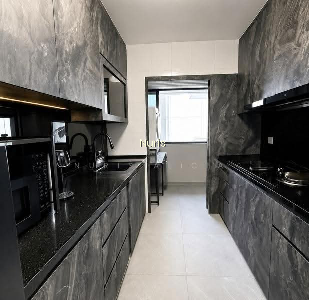 95B HENDERSON ROAD photo 2
