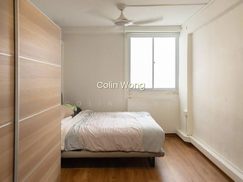 303 SERANGOON AVENUE 2 photo 4