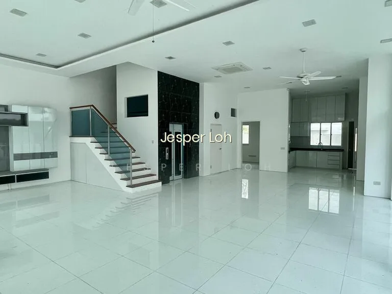Eng Kong | Semi-Detached | Rare | Quiet | Safe image 1 of 8