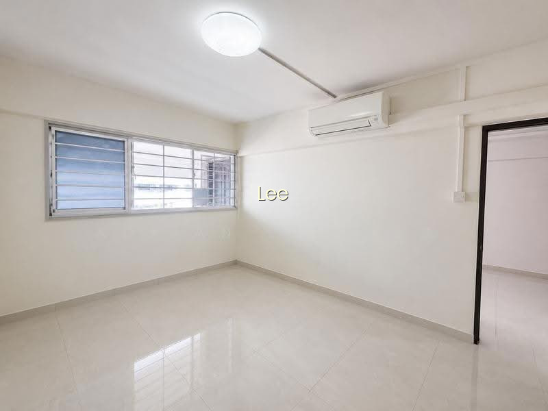 511 JURONG WEST STREET 52 photo 4