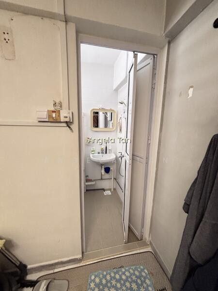 825 Tampines Street 81 photo 5