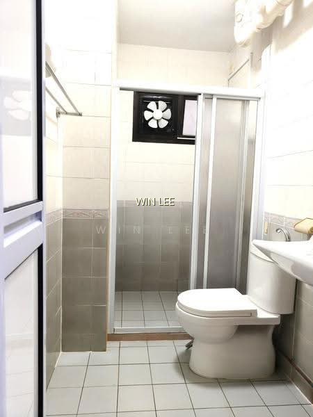 359C ADMIRALTY DRIVE photo 4