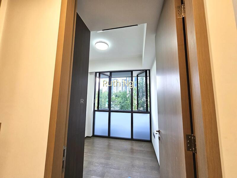 LEEDON GREEN photo 4