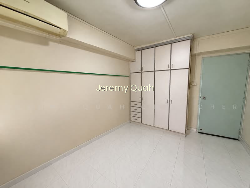 496C TAMPINES STREET 43 image 1 of 8
