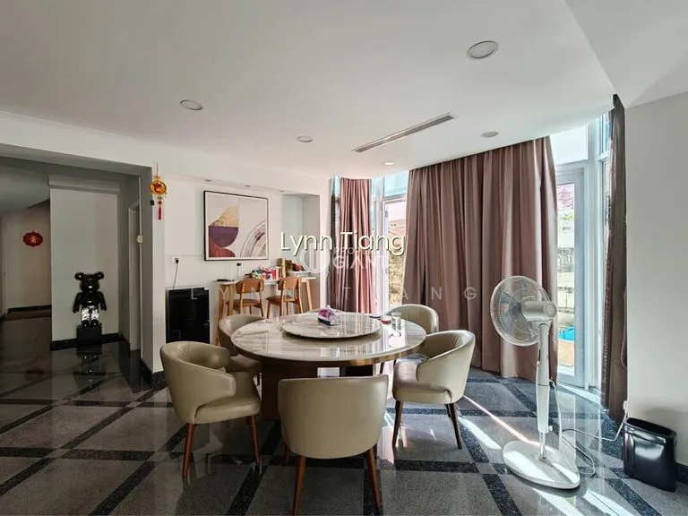 Giant 3 Storey Semi-D House W Unblocked View in Kembangan image 1 of 8