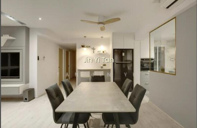NUOVO image 1 of 5