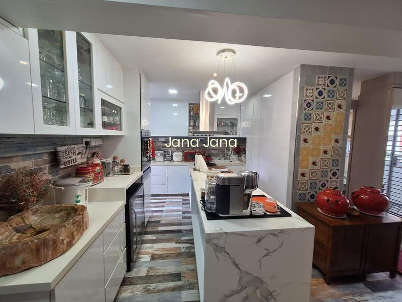 533 HOUGANG AVENUE 6