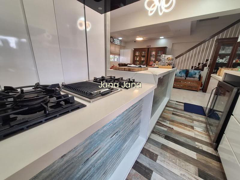 533 HOUGANG AVENUE 6 photo 4