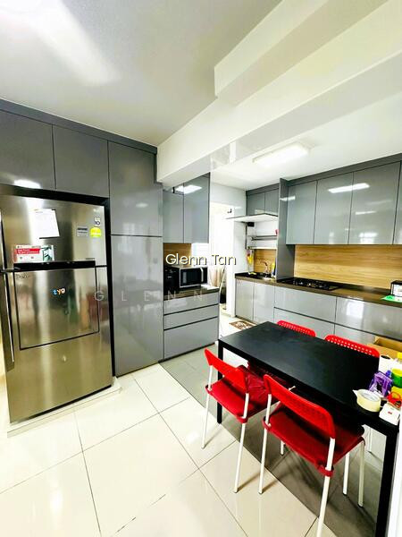 879B TAMPINES AVENUE 8 photo 3