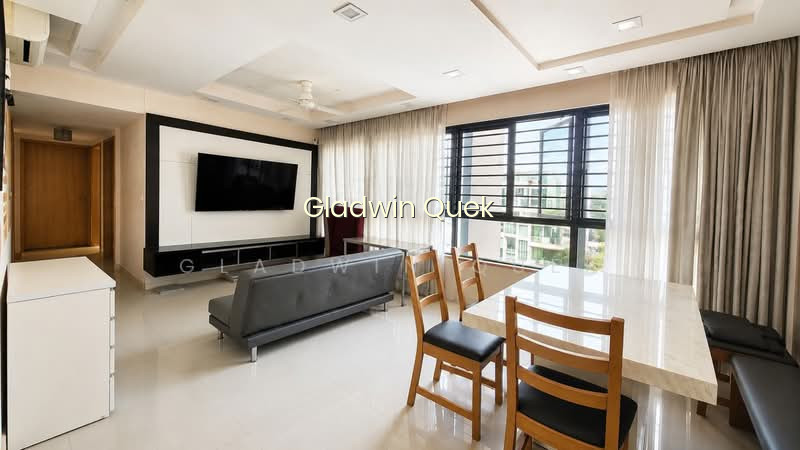CHEAPEST 4 BEDROOMS TOP FLOOR image 1 of 8