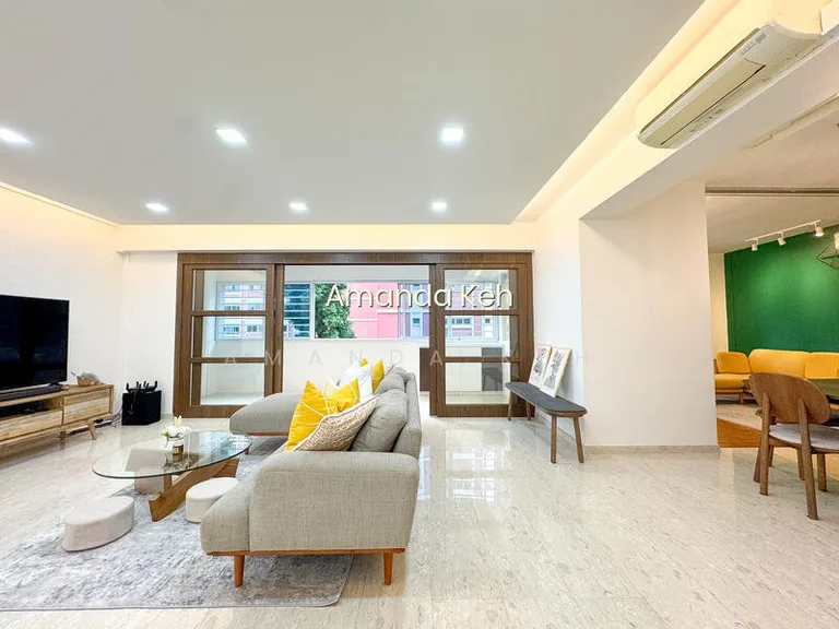 580 Pasir Ris Street 53 image 1 of 10