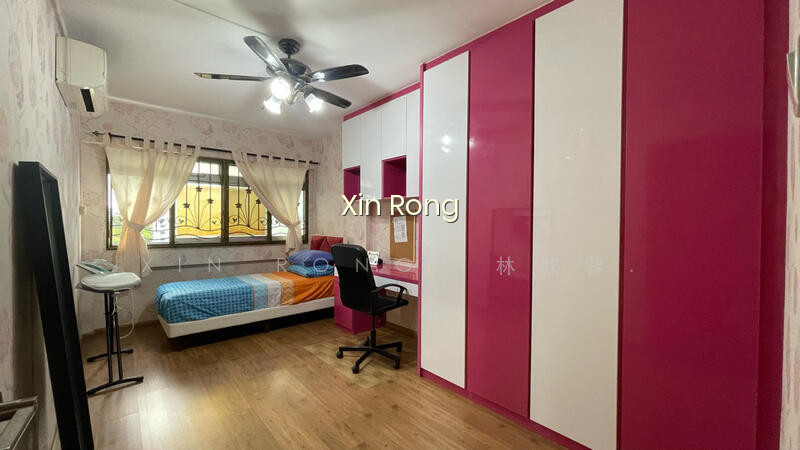 196 PASIR RIS STREET 12 image 1 of 9