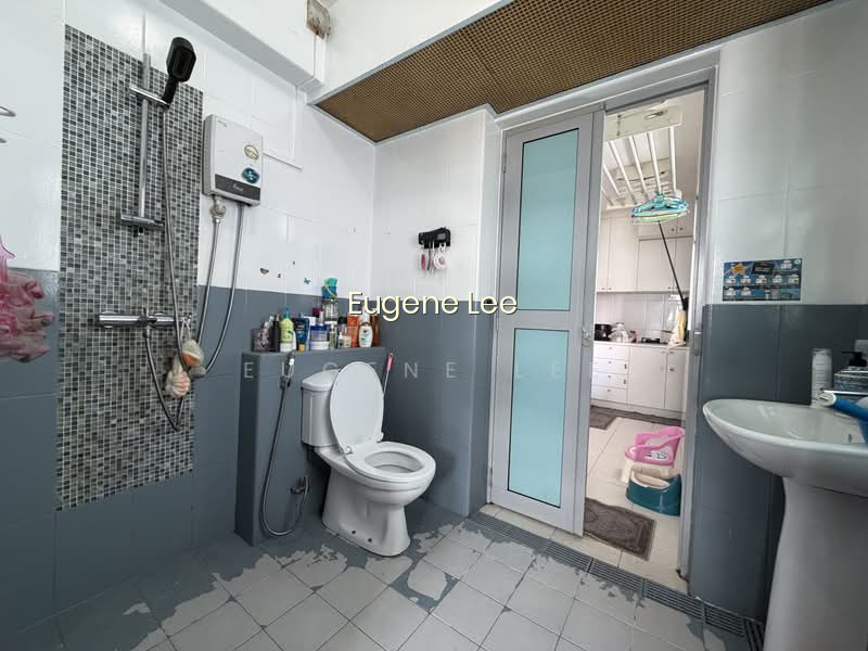 780A WOODLANDS CRESCENT photo 5