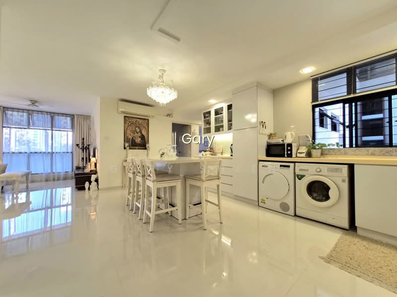 360A ADMIRALTY DRIVE photo 2