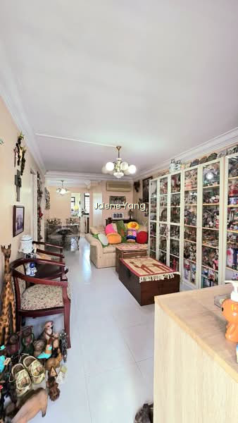 82 COMMONWEALTH CLOSE photo 2