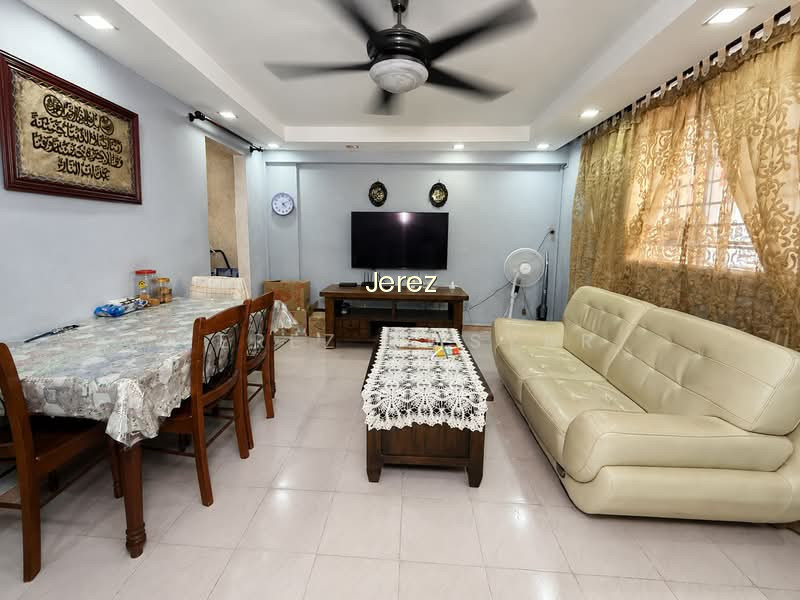 458 TAMPINES STREET 42 photo 2