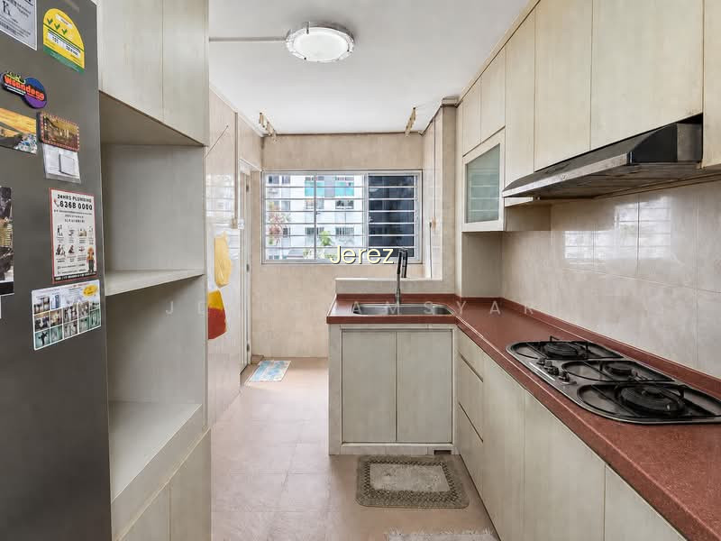 458 TAMPINES STREET 42 photo 3