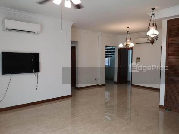 SIMS RESIDENCES photo 4