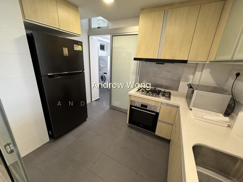 THE PARC CONDOMINIUM photo 3