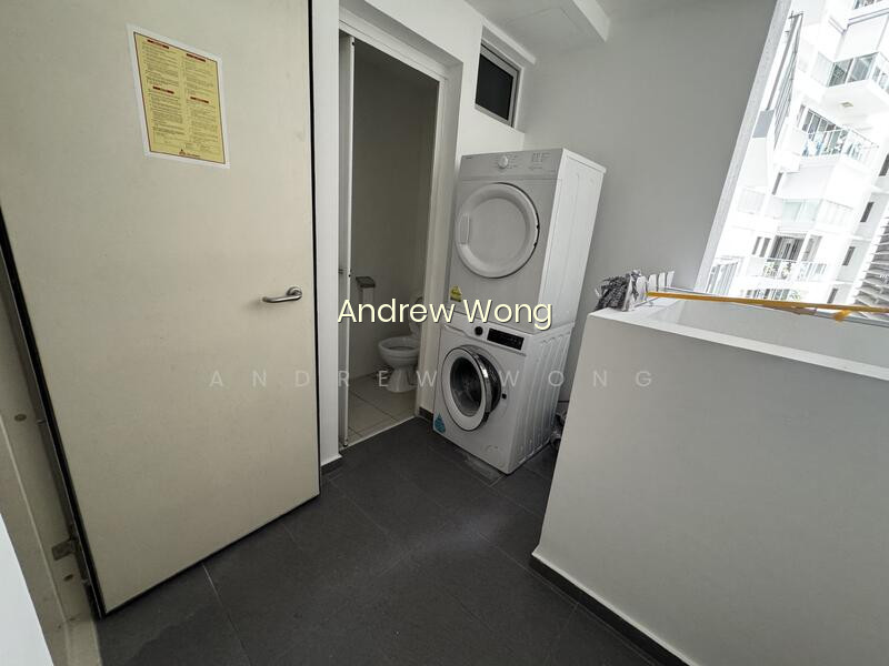 THE PARC CONDOMINIUM photo 4