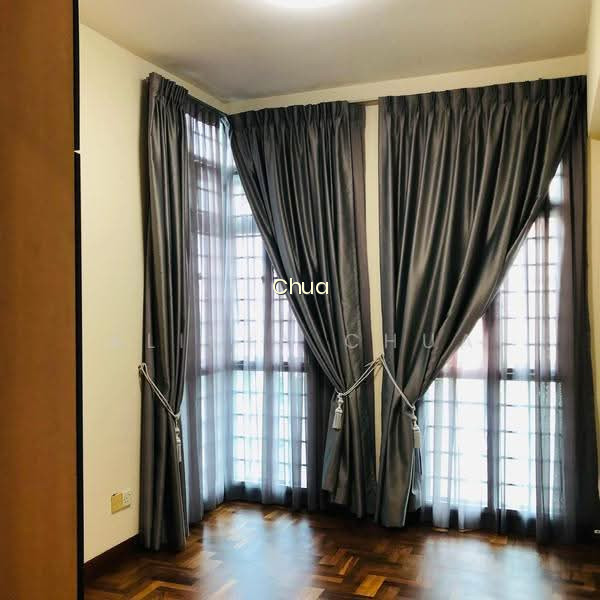 HUME PARK II photo 4