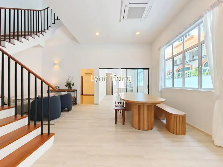 Giant Renovated District 15 Semi-Detached Home for Rent image 1 of 10