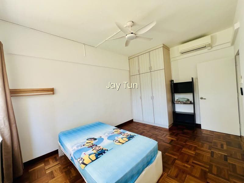 NEPTUNE COURT photo 5
