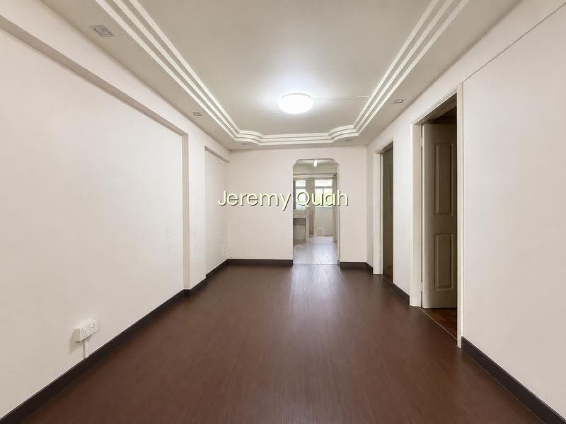 4 LORONG 7 TOA PAYOH photo 2