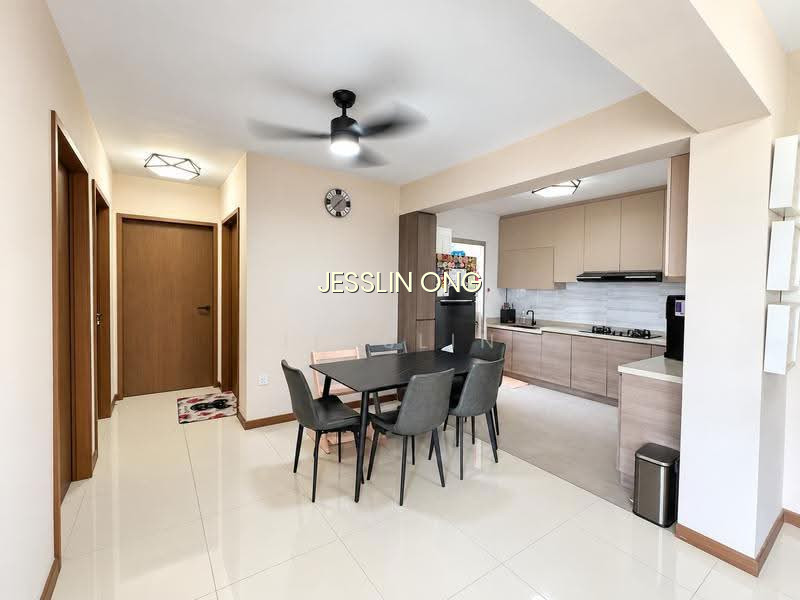 874C TAMPINES STREET 85 photo 3