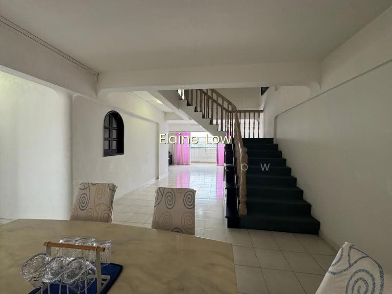 628 HOUGANG AVENUE 8 photo 3