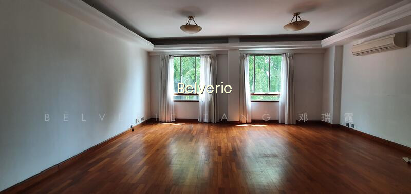 HULLET RISE photo 5