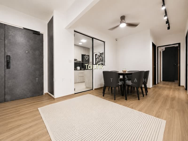 104D CANBERRA STREET photo 3