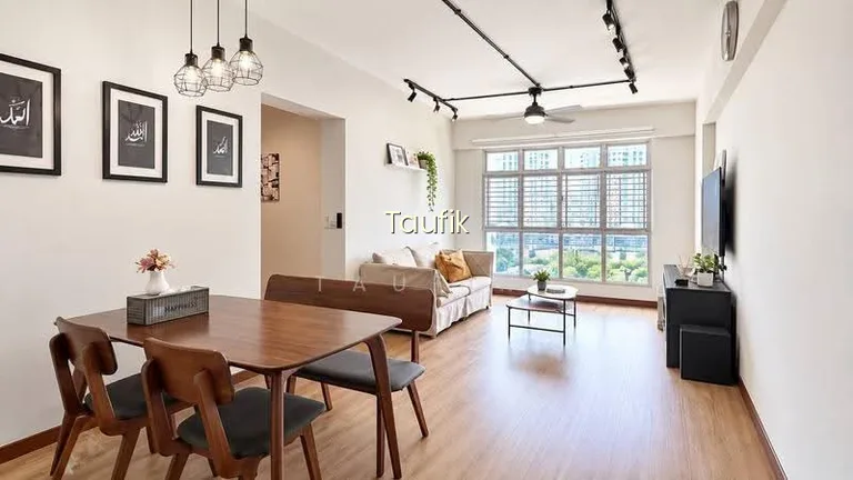 281A Sengkang East Avenue image 1 of 9