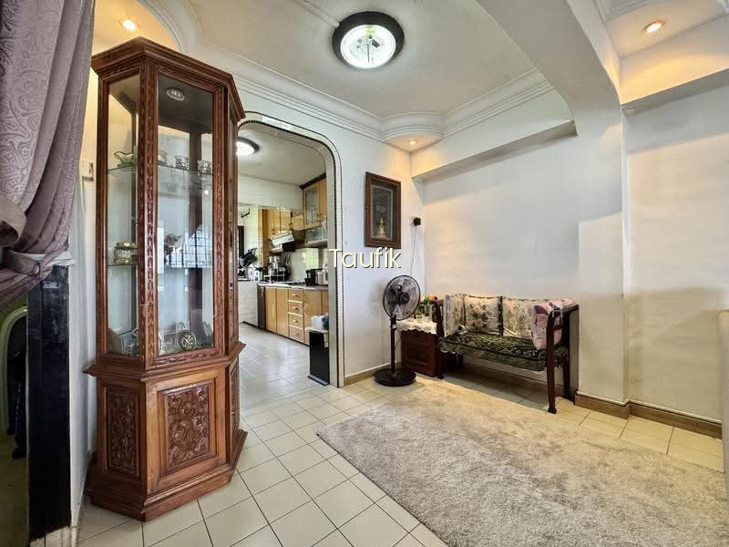 43 TELOK BLANGAH RISE photo 3