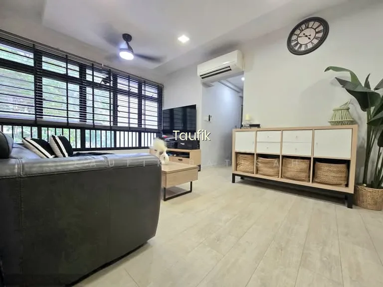 438A Sengkang West Avenue image 1 of 5