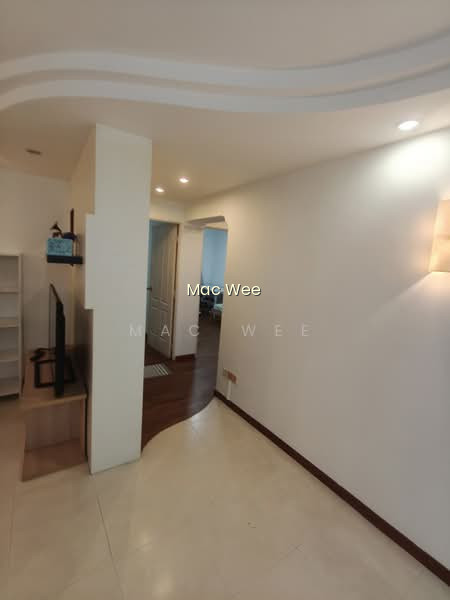 200D SENGKANG EAST ROAD photo 2