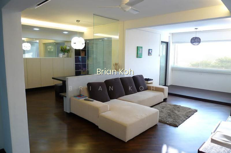 453 SIN MING AVENUE image 1 of 8