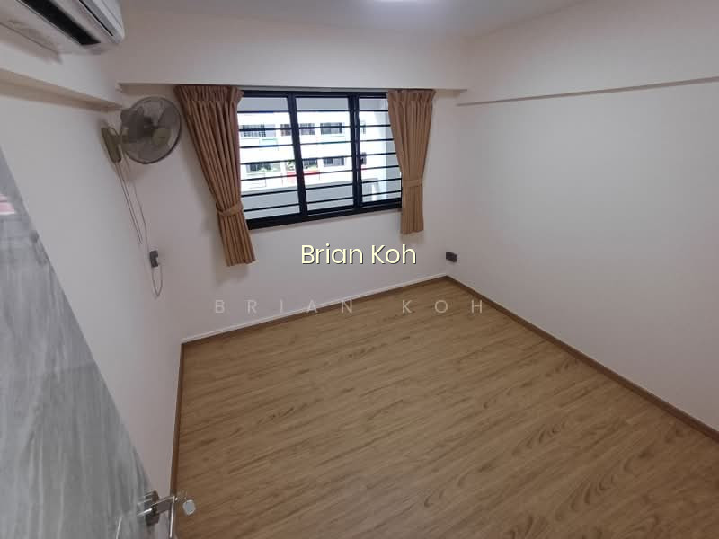 720 YISHUN STREET 71 image 1 of 9