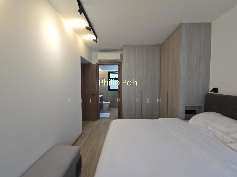 109B BIDADARI PARK DRIVE image 1 of 7