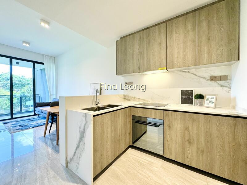 LEEDON GREEN photo 5