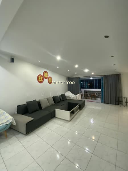 468B ADMIRALTY DRIVE photo 3