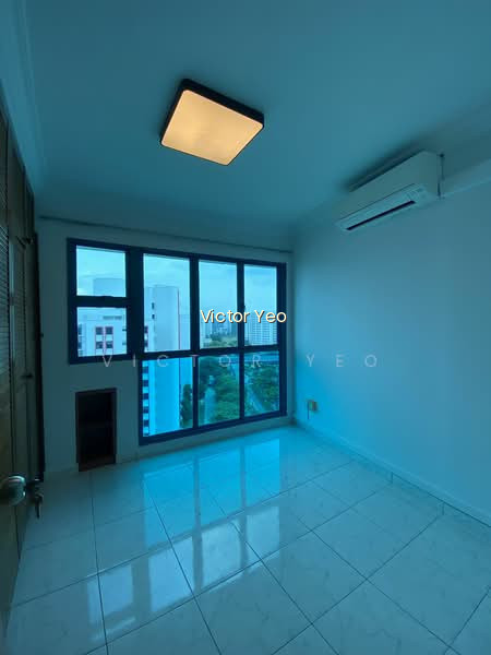 468B ADMIRALTY DRIVE photo 5