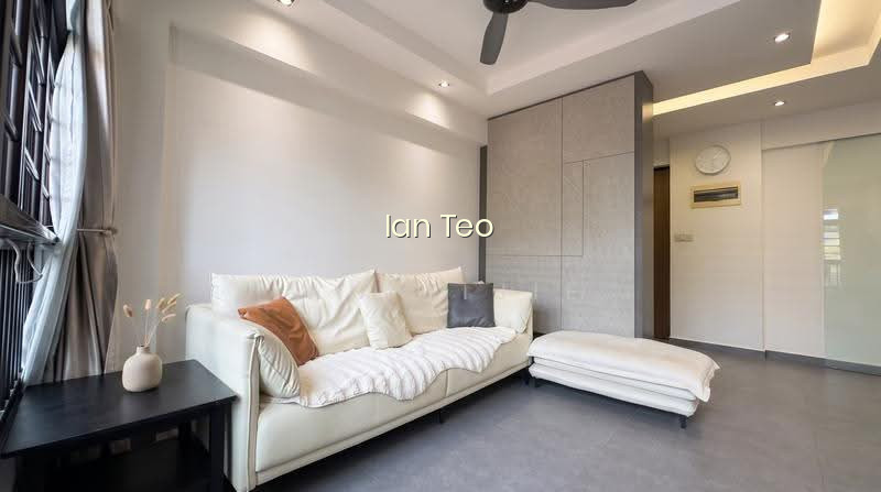 221B BEDOK CENTRAL photo 3