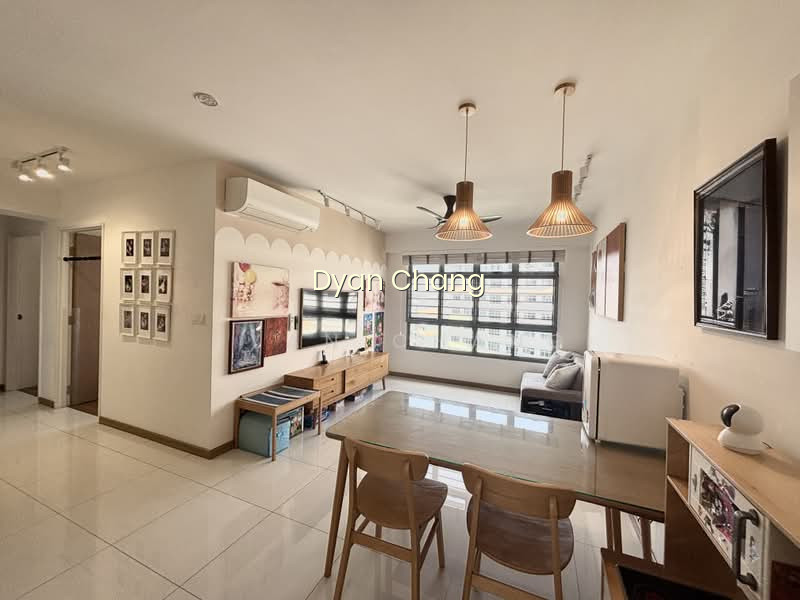 624A TAMPINES AVENUE 12 image 1 of 10