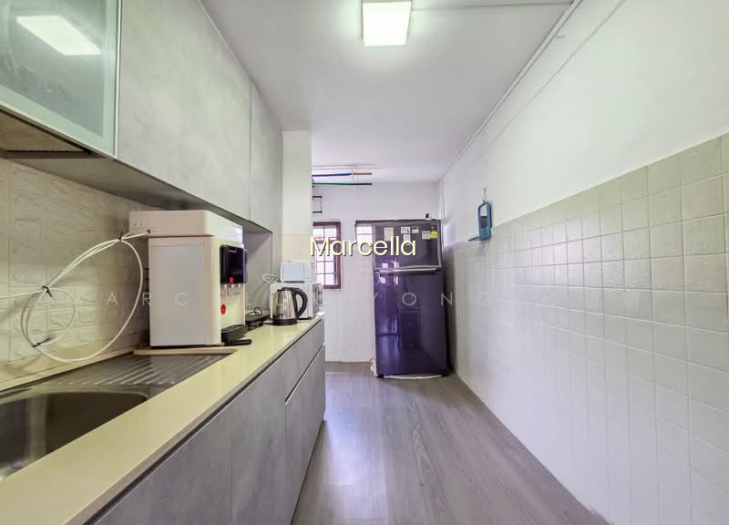 208 TOA PAYOH NORTH photo 3