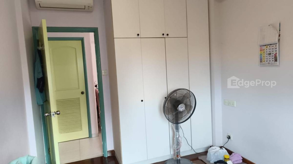 11 Hume Avenue photo 5